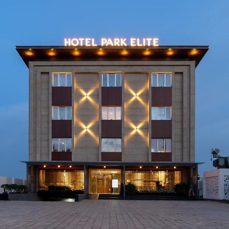 Hotel Parkelite Gannavaram Екстериор снимка