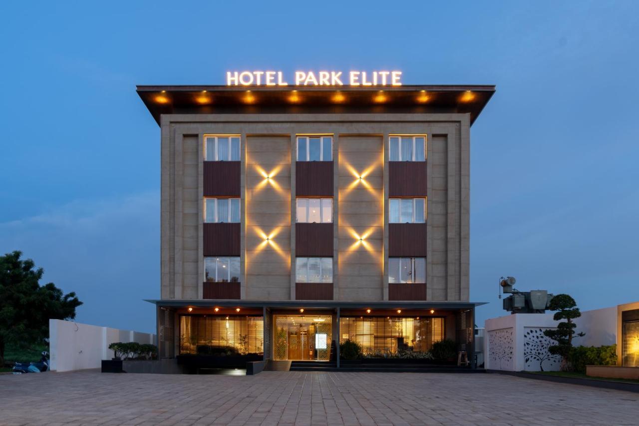 Hotel Parkelite Gannavaram Екстериор снимка